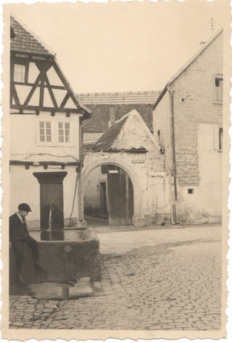 Laufbrunnen in der Schulgasse.