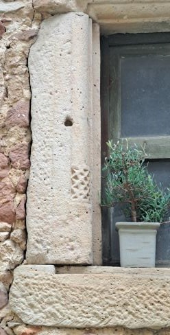 Kredenburg fenster scheune 20240807 Detail.jpg