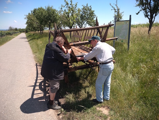Aufstellung Fuhrwerk Überfeld.jpg