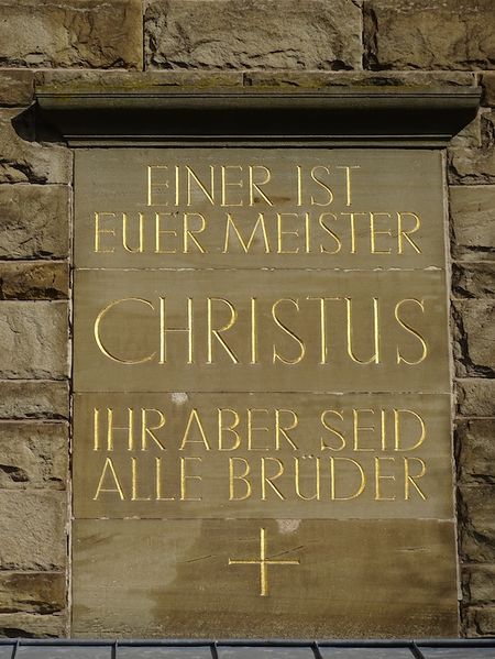 Datei:Evangelische Kirche Maikammer Portal.JPG