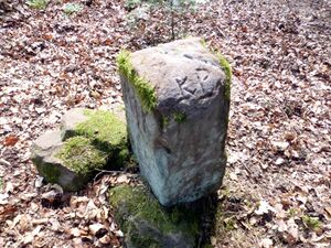 Grenzstein maikammer alsterweiler 90 sankt martin 97 2 KP.jpg