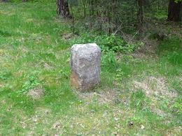 Wegweiserstein Breitenberg Suedostecke.jpeg