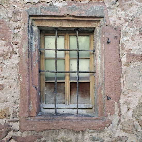 Datei:Hauptstrasse 37 alsterweiler renaissancegewand.jpg